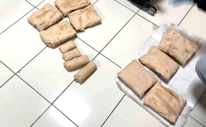 zehir-tacirine-darbe-batmanda-85-kilo-metamfetamin-yakalandi-5w2P7DY1.jpg