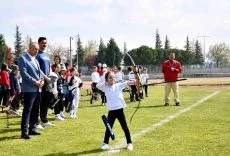 balikesirde-cocuklar-23-nisan-coskusunu-sporla-karsiladi-LZDhOHhB.jpg