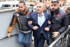 eski-tunceli-valisi-tuncay-sonelin-para-aktardigi-iddia-edilen-mehmet-acanin-ismi-caddeye-verilmis-Lgx51HgC.jpg