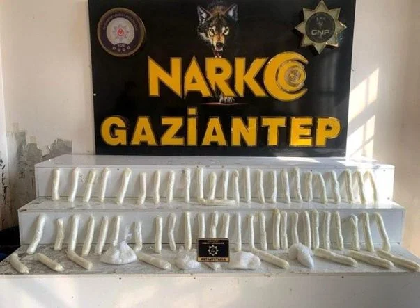 gaziantepte-10-kilo-metamfetamin-ele-gecirildi-1-sahis-tutuklandi-zsGkb2zp.jpg