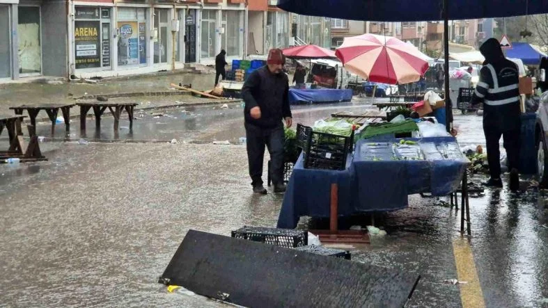 tekirdagda-saganak-yagis-etkili-oldu-hJvdX4eJ.jpg